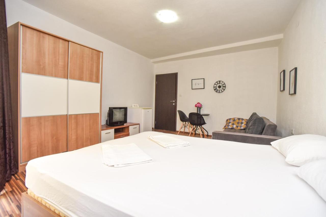 Apartments Bjelanovic บุดวา ภายนอก รูปภาพ